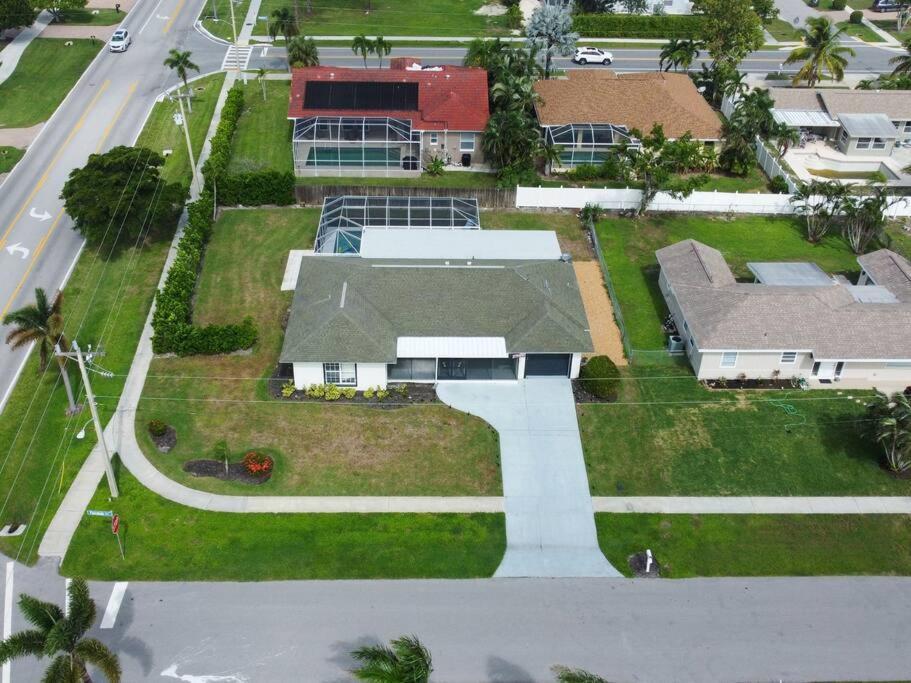 Elevated 1152 - Serene Family Friendly 4 Bed Pool Home Pulau Marco Luaran gambar